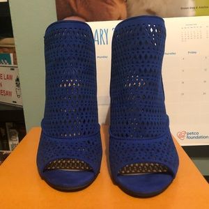 Unisa high heels